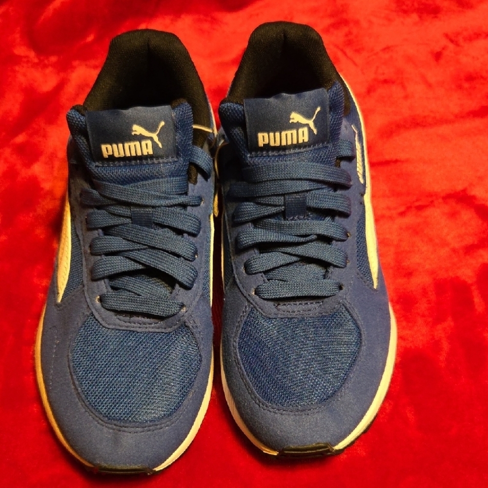 Puma Blue Sneakers